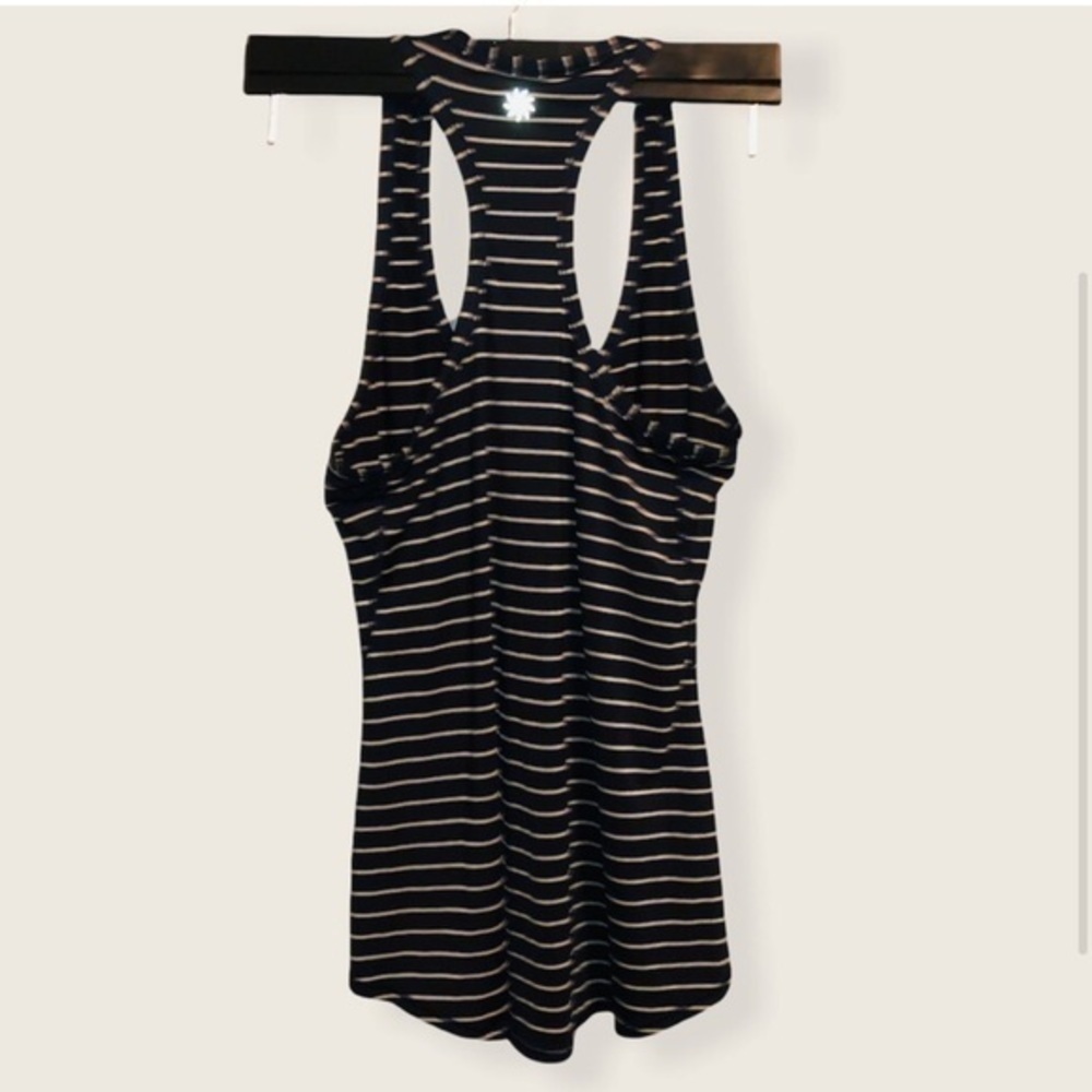 Athleta tank top size small - Picture 3 of 4